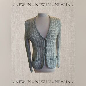 Hand Knit Long Sleeve 3 button a Sweater